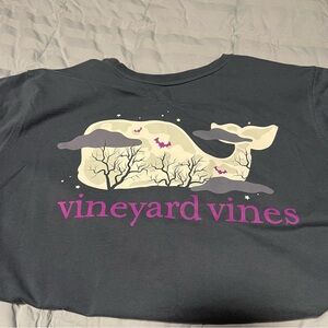 EUC Vineyard Vines Halloween Whale Long Sleeve Tshirt! Size XXL men’s/unisex!